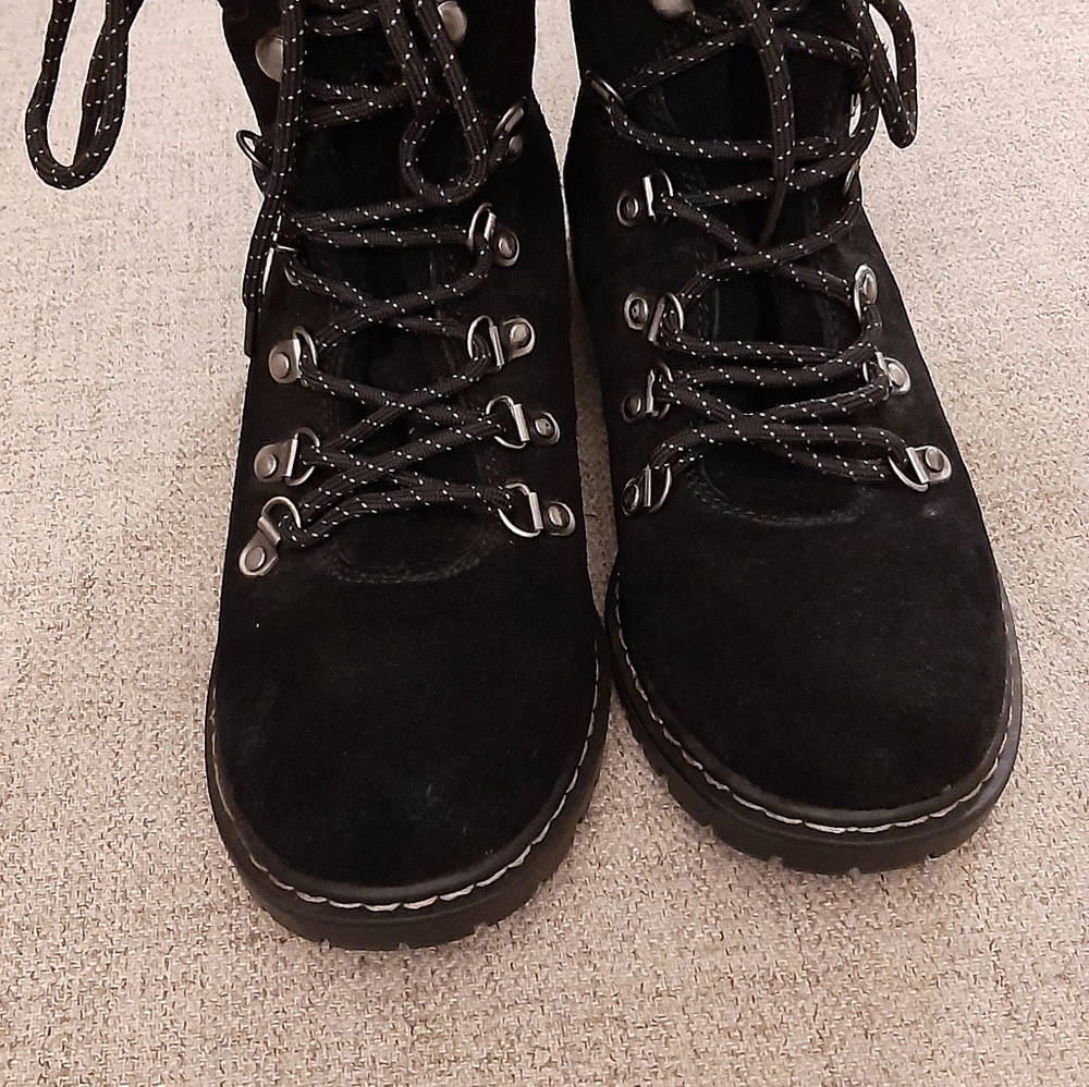 BASS ANDREA LADIES BOOTS .SZ::7.5. LEATHER/FABRIC UPPER. BALANCE MAN MADE MATERI
